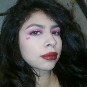 Meet your Posher, Lizzy